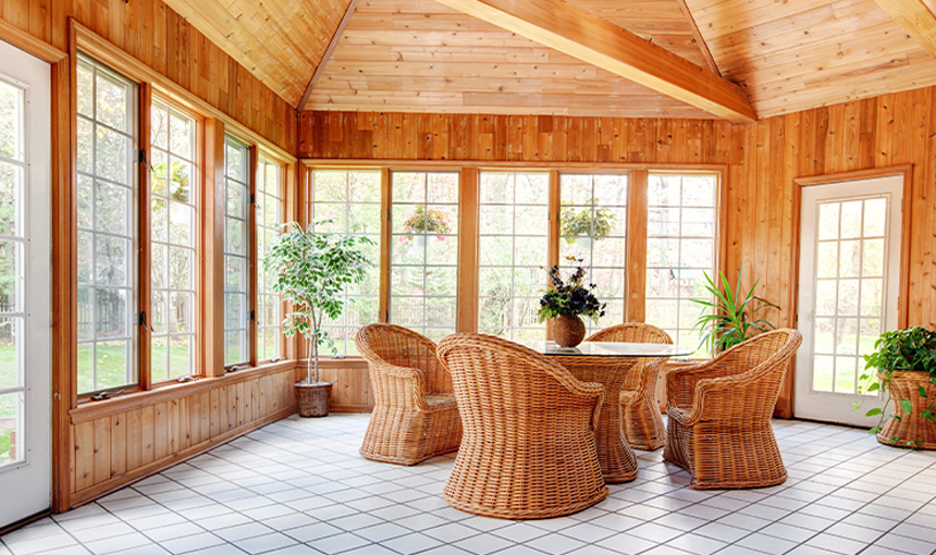 A Helpful Guide to Choosing the Best Glass Windows and Doors for Homes